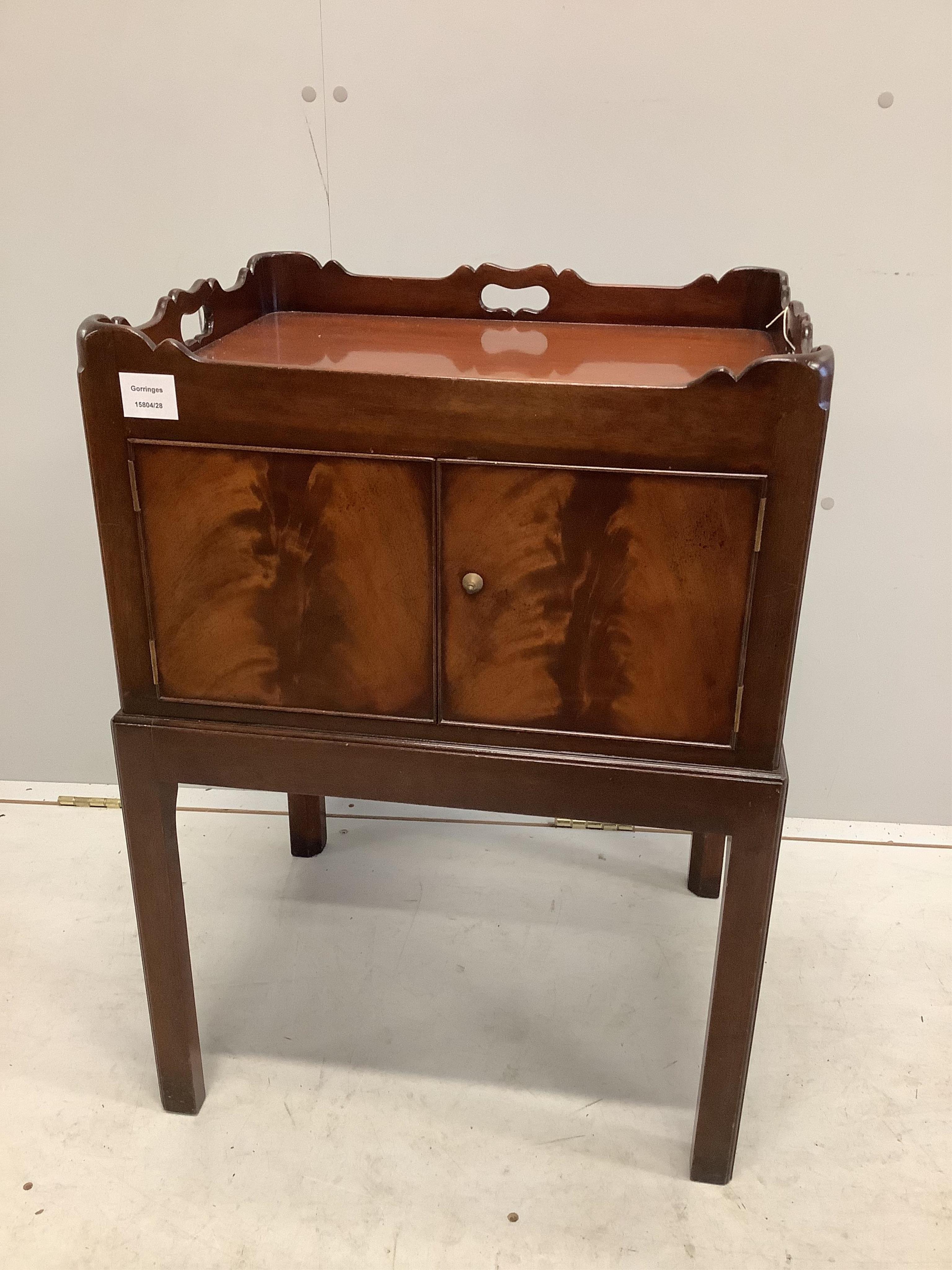 A reproduction George III style mahogany tray top commode, width 52cm, depth 54cm, height 74cm. Condition - good